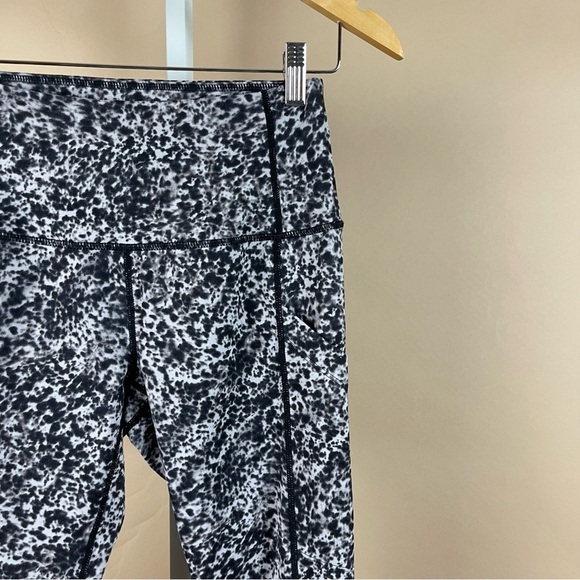 Zella Size Small Tie Dye High Waist Leggings Side Pockets Yoga Running Workout - Picture 7 of 7